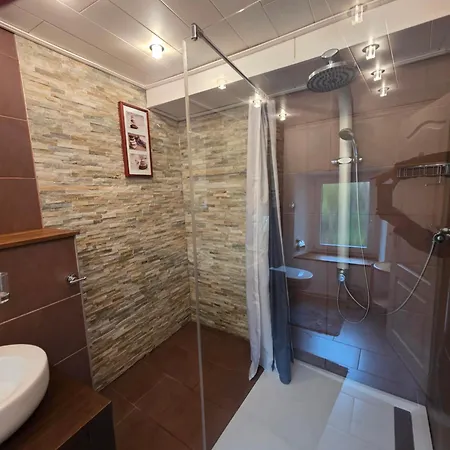 Quarto em Acomodações Particulares Gaestenzimmer Louis Ediger-Eller